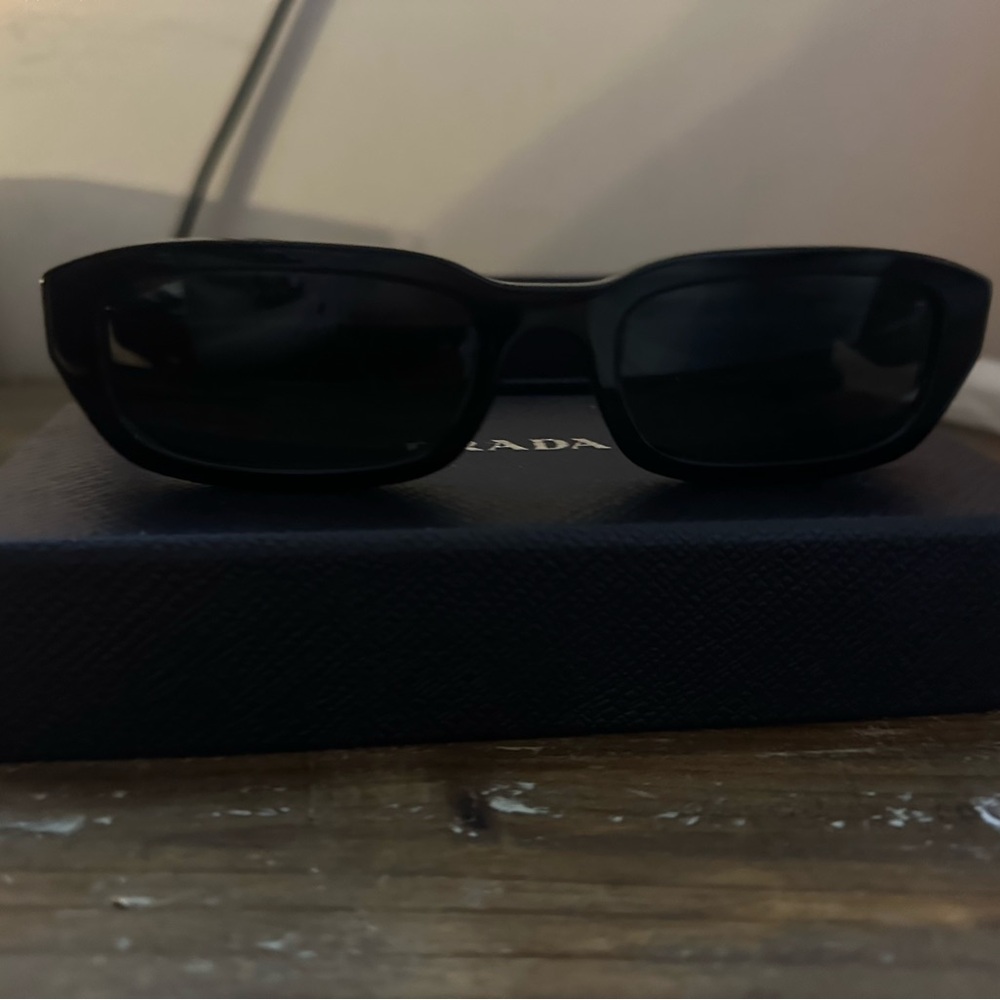 Prada Black Sunglasses - Picture 5 of 5